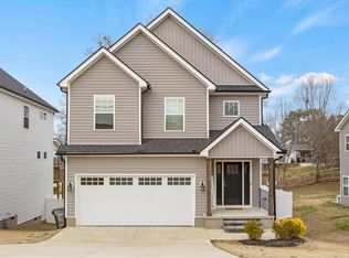 128 Tremont Ave, Greer, SC 29651