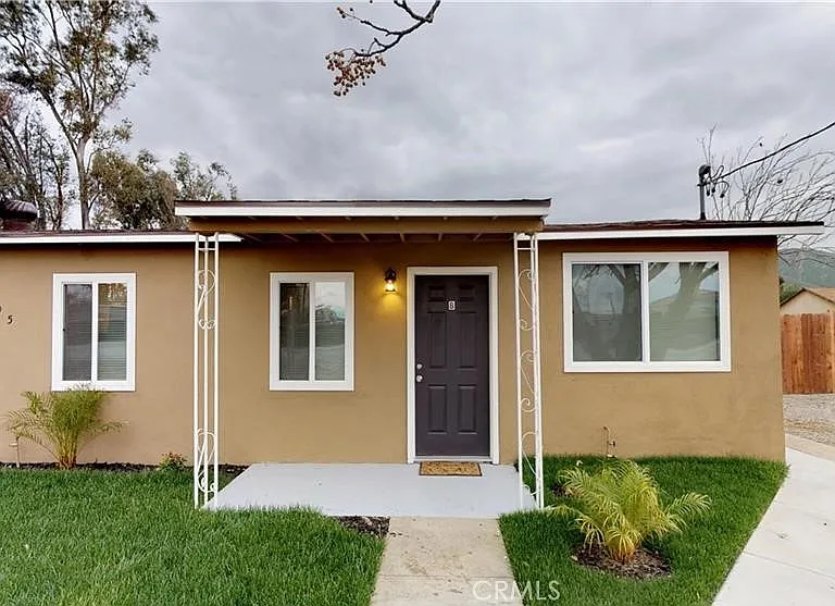 9395 Mission Blvd #B — Photo 1