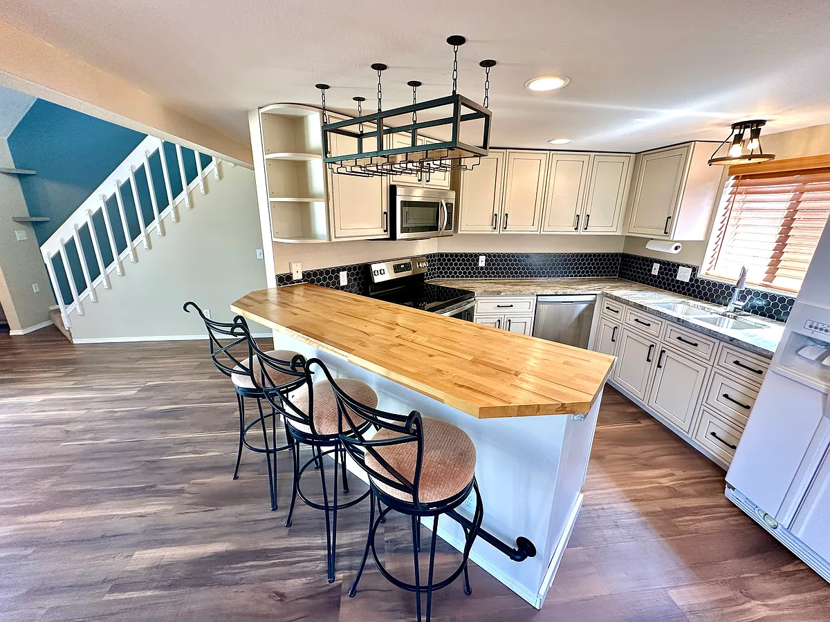 Building Photo - 5250 S Huron Way #8-312