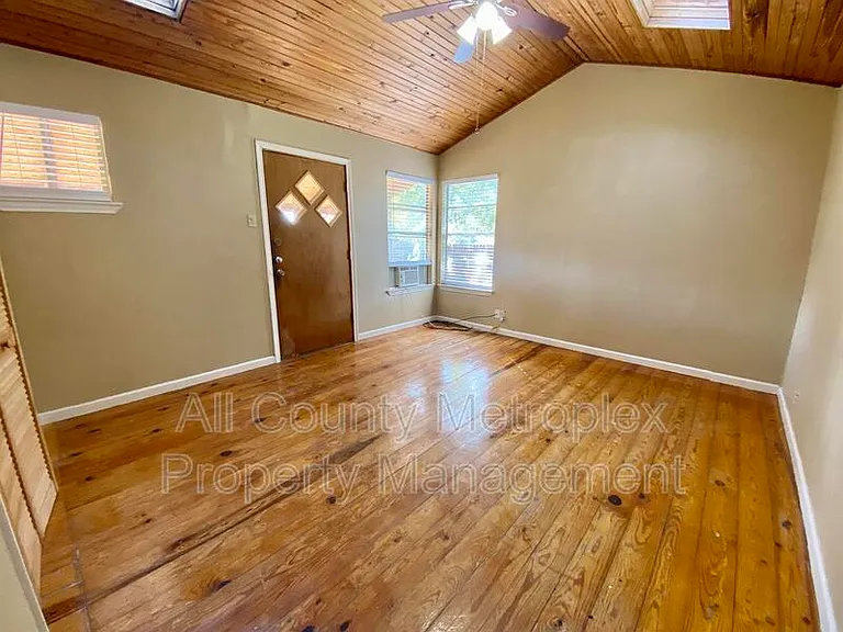 801 Irwin Dr #A — Photo 9