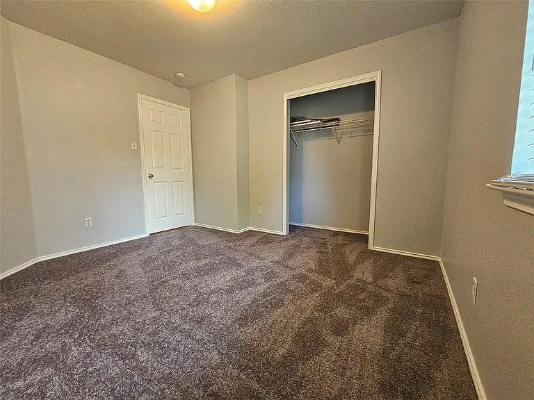 4211 Mather — Photo 20
