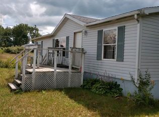 2793 Weeks Dr, Morley, MI 49336