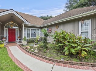 3 Windtree Ln, Bluffton, SC 29910