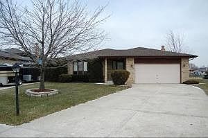 1st image of 15601 S Brianne Ln