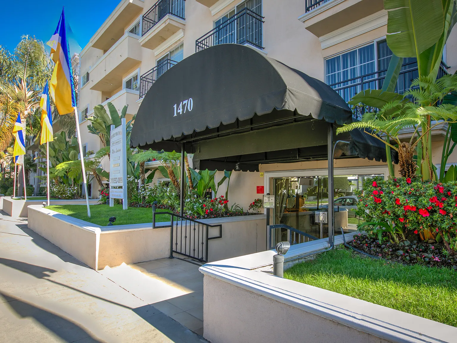 Beverly Park Towers — Photo 1