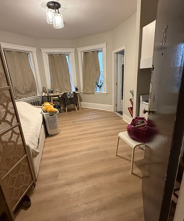 1st image of 38 Hemenway St APT 28