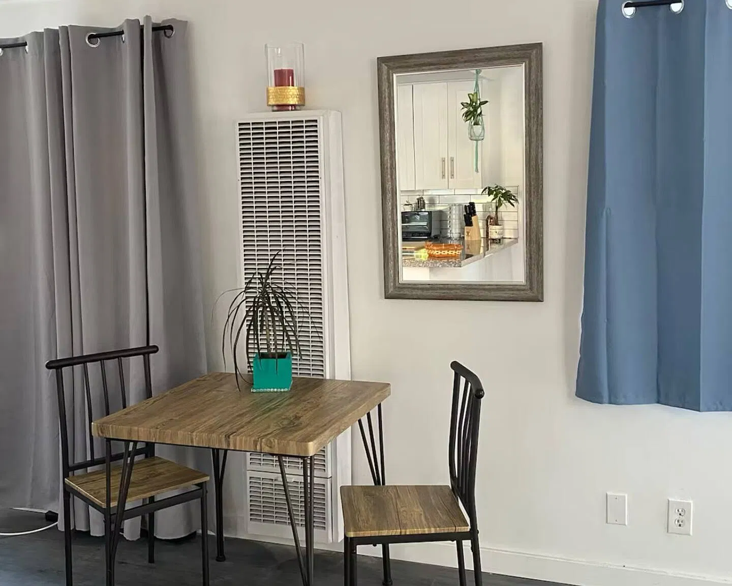 1 bed, 900 sqft, $2,300 — Photo 2
