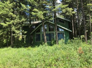 147 Clinton Ave, Coolin, ID 83821