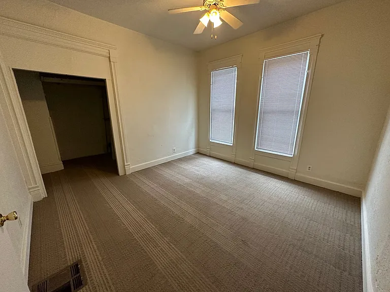 909 W Taylor St — Photo 9
