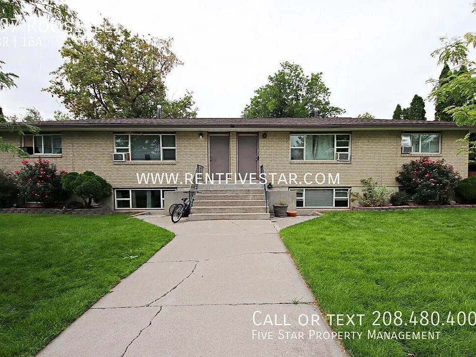 397 Roosevelt Ave #D