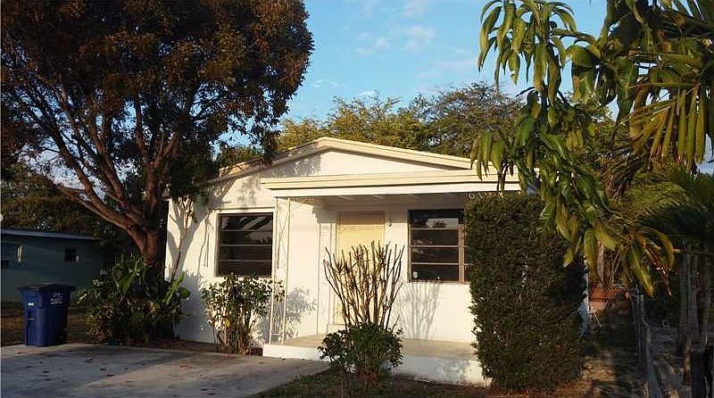 1st image of 406 NW 5th Ave