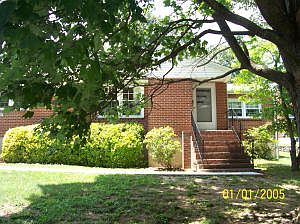 3rd image of 3806 Antietam Dr