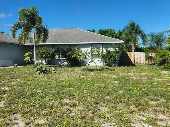 2361 NE 21st Ave, Jensen Beach, FL 34957