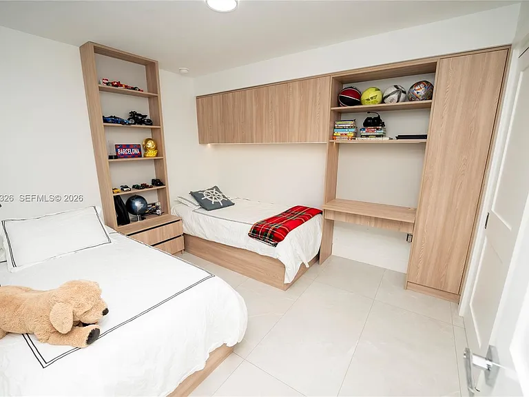 881 Ocean Dr #Townhouse 15 — Photo 10