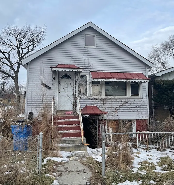 11416 S Throop St photo 1