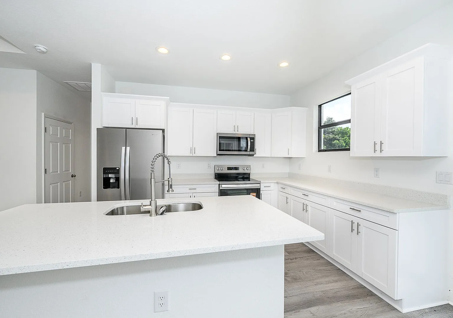 Brand-New Construction in Port Charlotte! — Photo 4