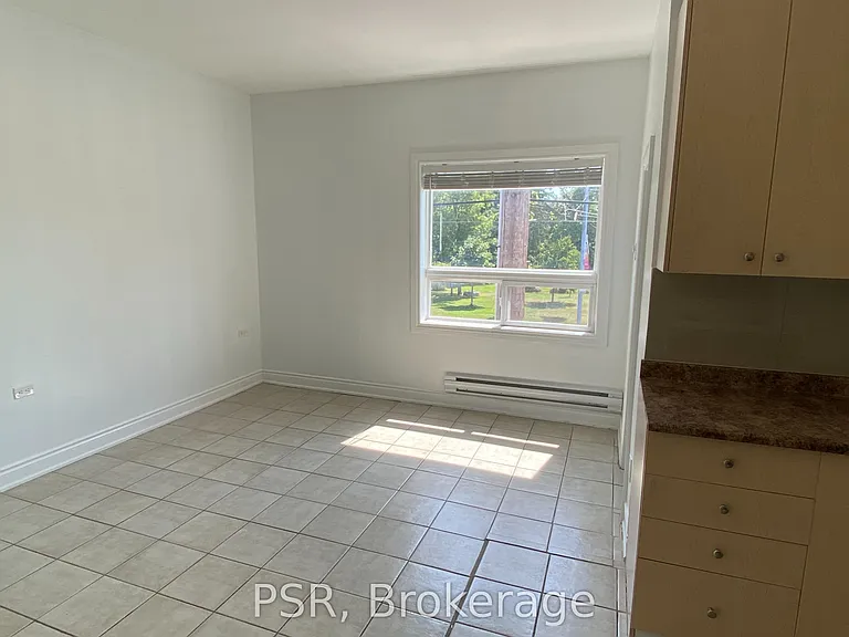 3110 Lake Shore Blvd W #2 — Photo 6