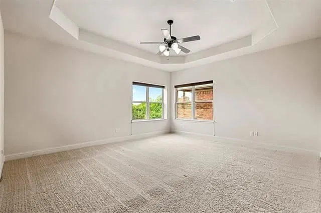 4849 Empire Way — Photo 6