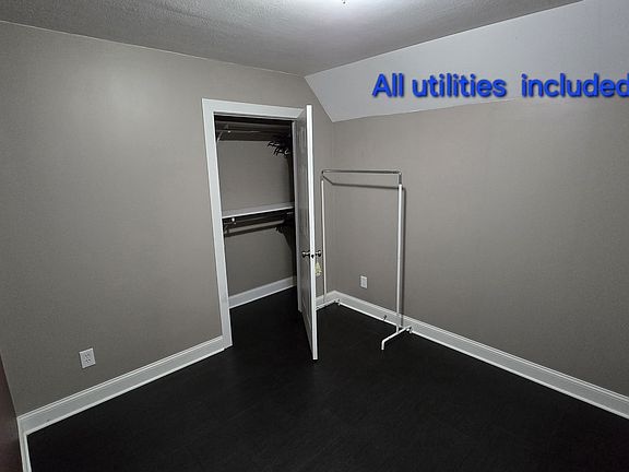 4th image of 4513 Hilltop Dr