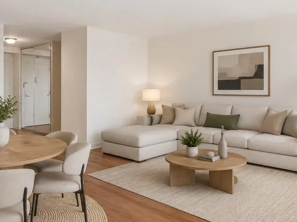604 S Washington Sq APT 2211, Philadelphia, PA 19106