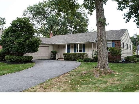 2nd image of 2420 Lori Ln S