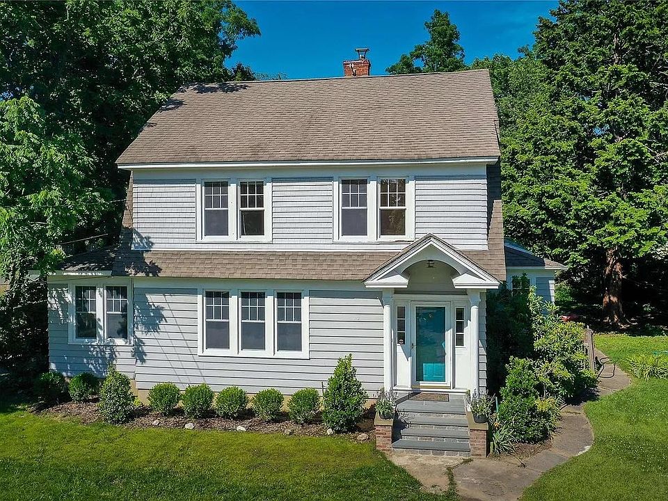 1st image of 33 Bayview Ave