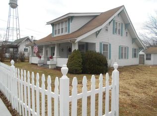 205 N Calhoun Ave, Ash Grove, MO 65604