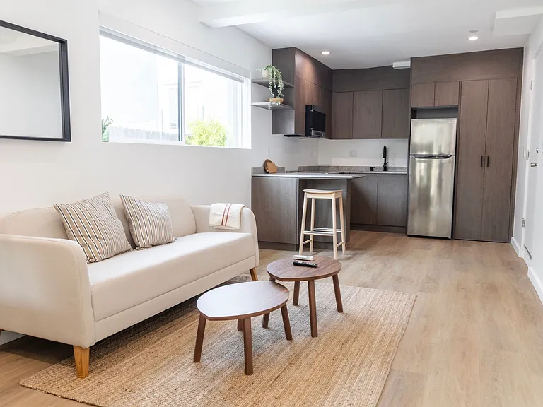 623 N Mariposa Ave #1/4 — Photo 21