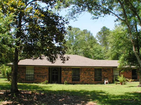 31281 Shannon Dr, Lacombe, LA 70445