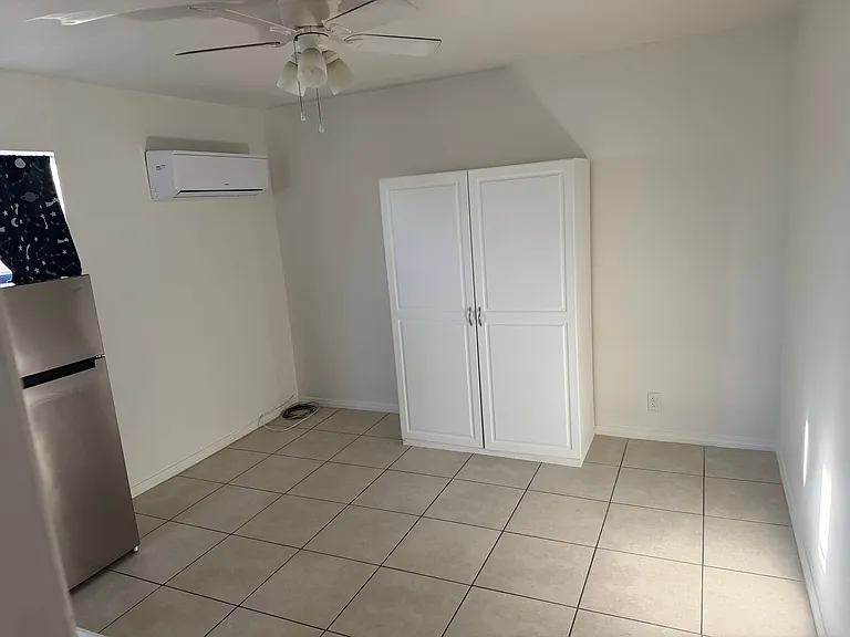 1515 W Brighton Ave — Photo 6