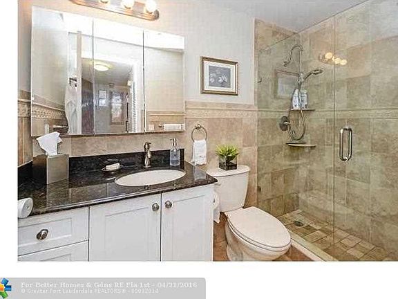 4th image of 3333 NE 34th St APT 417