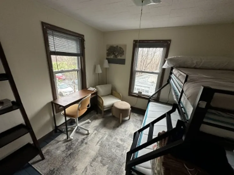 30 Forest Ave — Photo 12