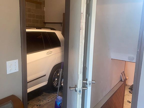 Garage/basement entry