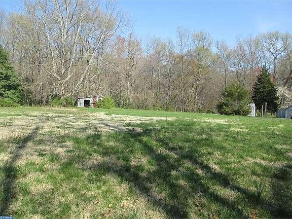 4th image of 603 Cedar Crest Dr