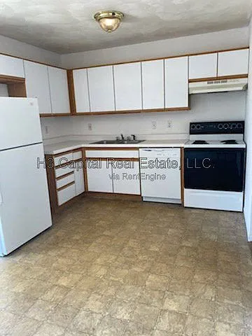 2 bed, 1.5 bath, $1,095 — Photo 2