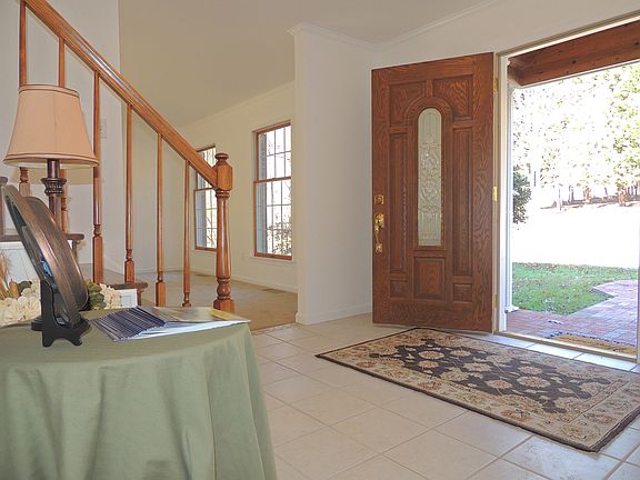 2nd image of 8463 Sycamore Ln