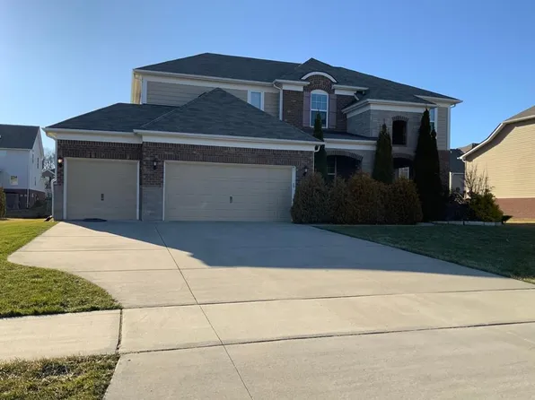 2064 Gunnison St, Lake Orion, MI 48360