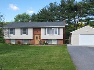 760 Holliday Ln, Westminster, MD