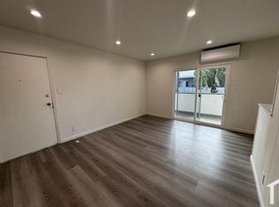 12817 Barbara Ann St APT 5, North Hollywood, CA 91605