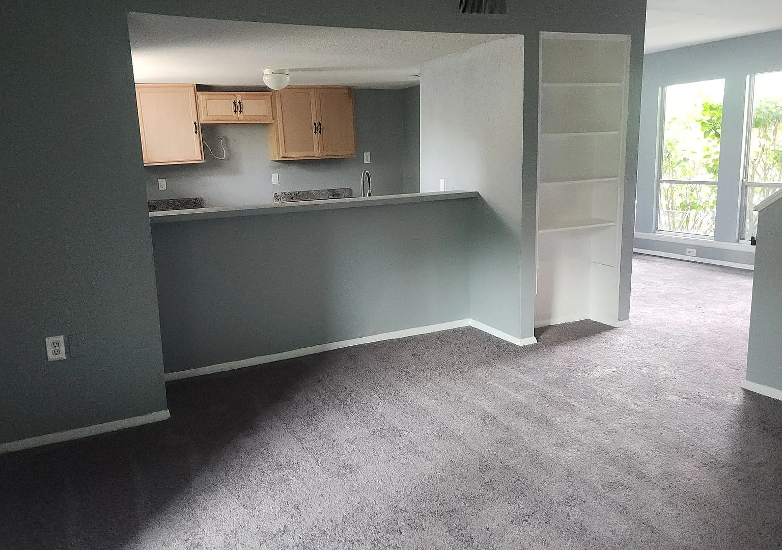 Large 2 Bed/2.5 Bath located on The Village Orlando — Photo 2