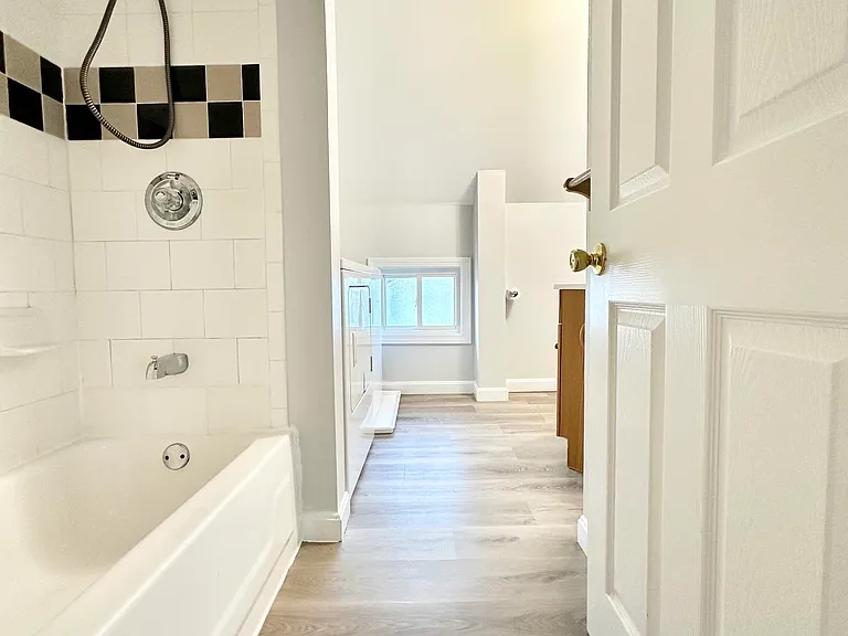 40 Morgan St #2 — Photo 10