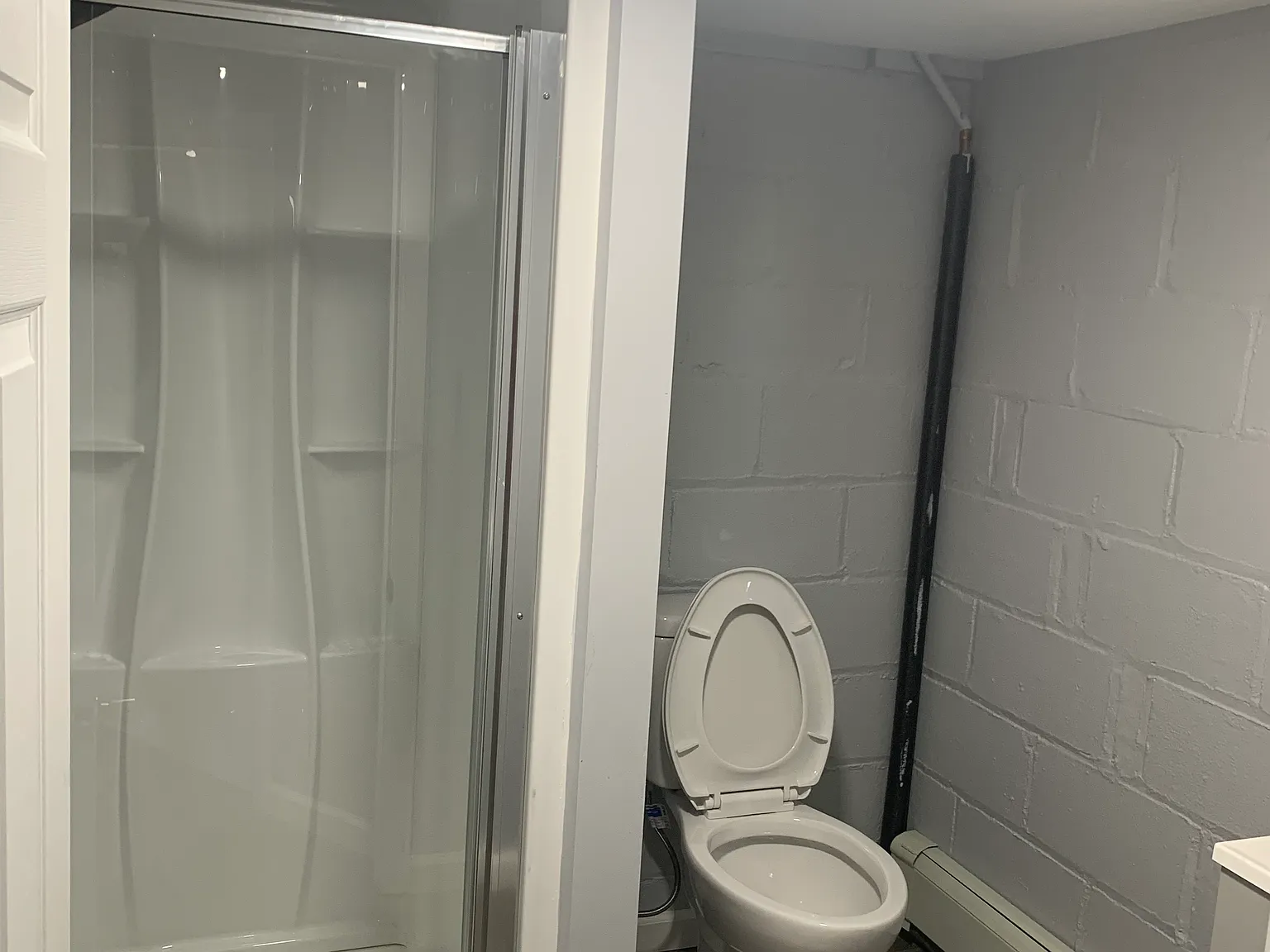 1 bed, 550 sqft, $1,600 — Photo 3