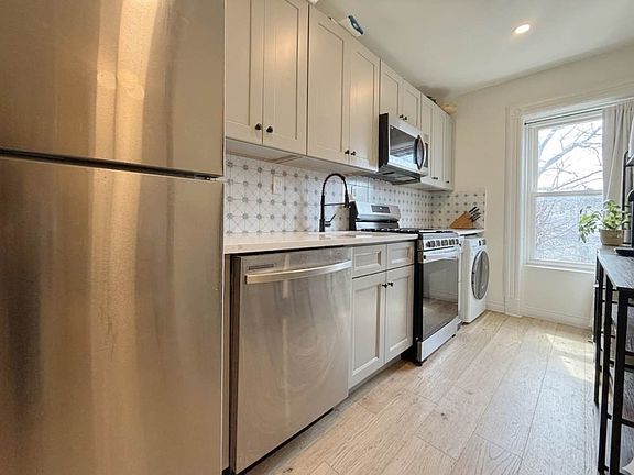 5th image of 530 Decatur St #2F