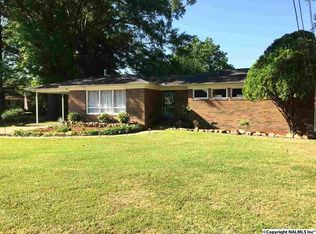 110 Cordell Ct, Gadsden, AL 35901