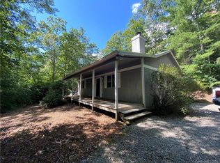 265 Pine Tree Rd, Spruce Pine, NC 28777