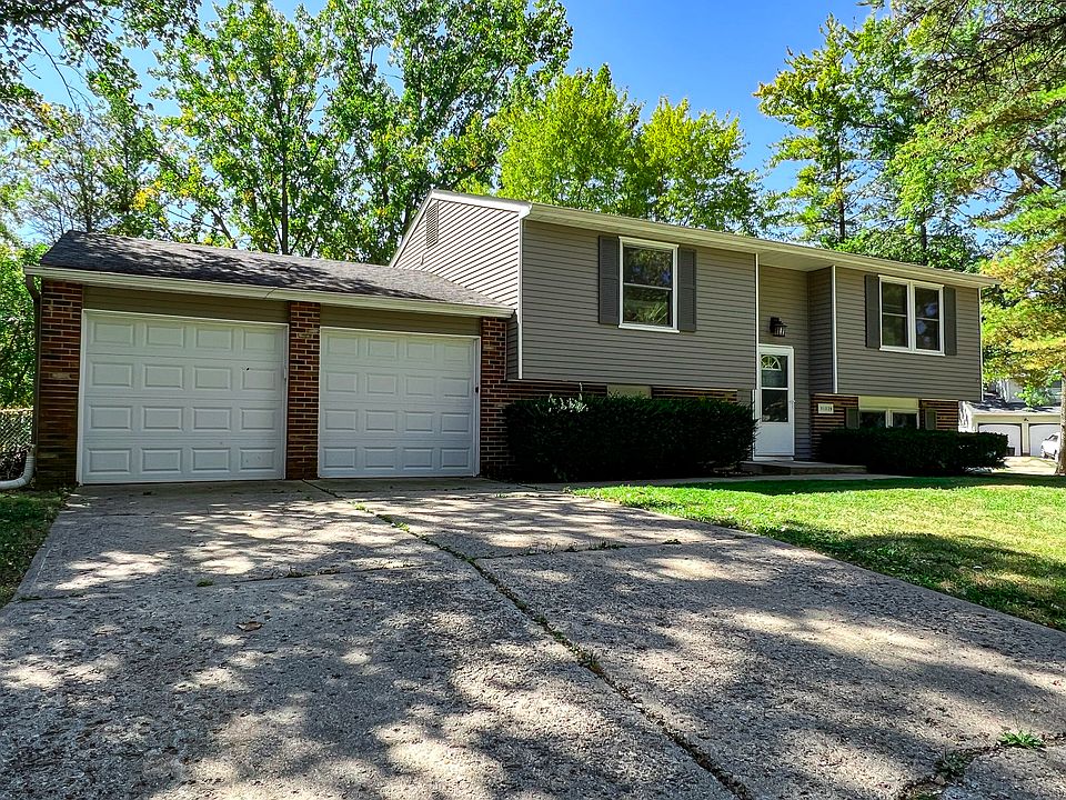 1st image of 10329 Sheffield Ct