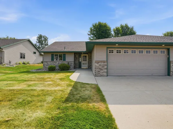 680 W River Dr, New London, MN 56273
