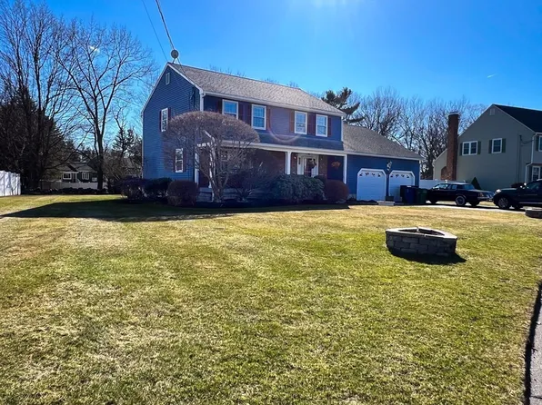 29 Louanis Dr, Reading, MA 01867