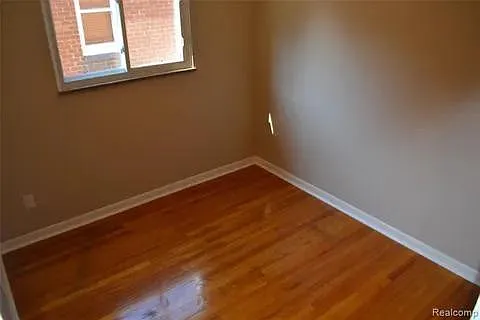 1413 Venice St — Photo 9