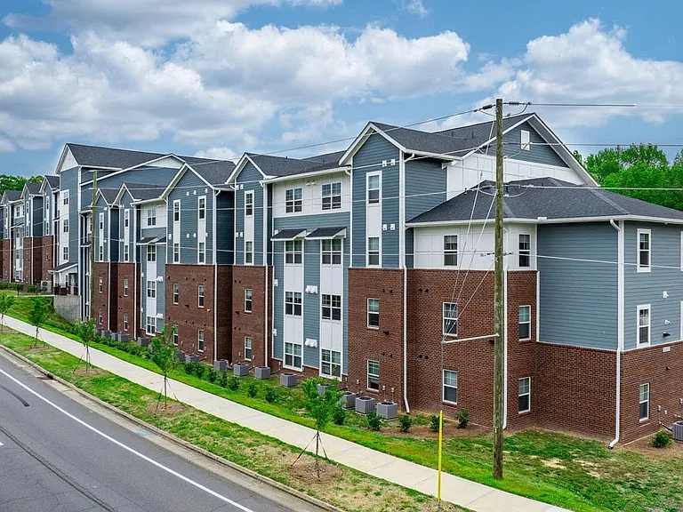 Northlake Center Apartments — Photo 35